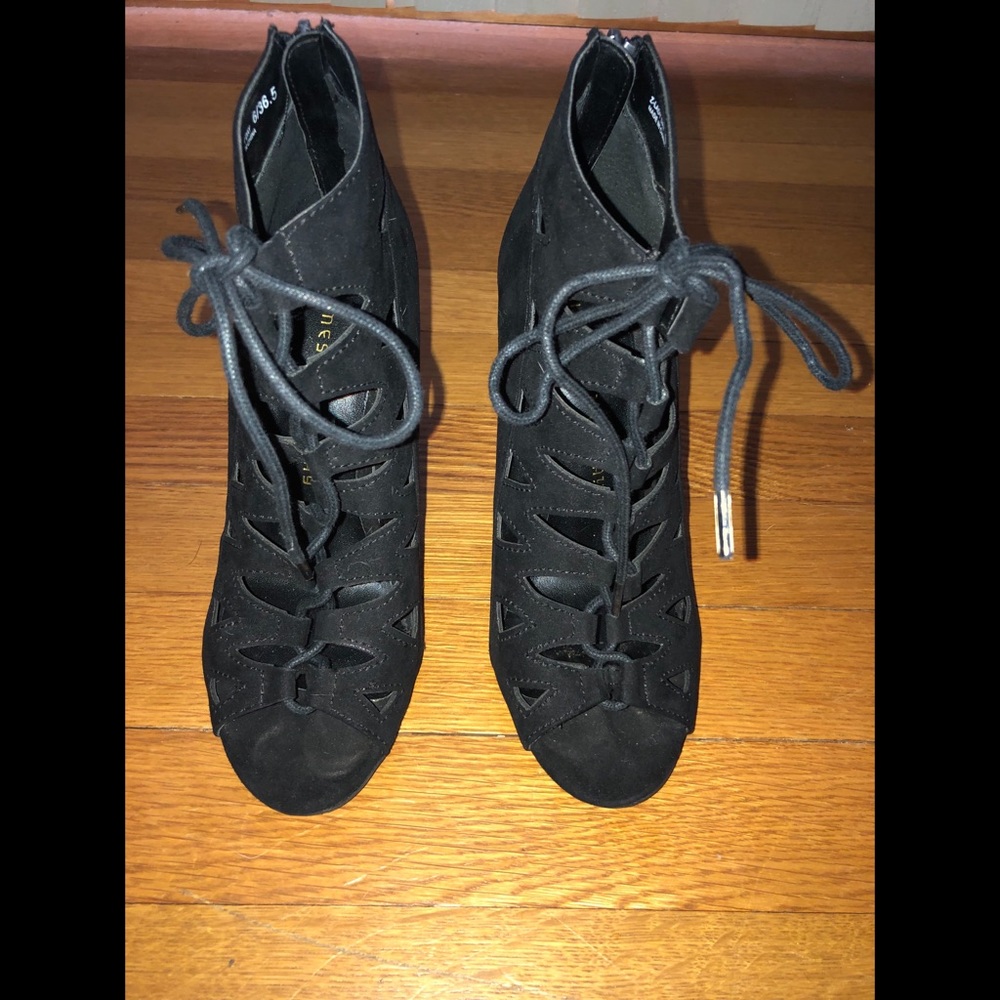 Chinese Laundry black lace up caged heels